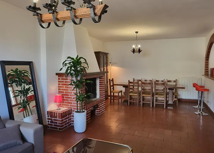 Appartamento Con Camino In Centro Storico